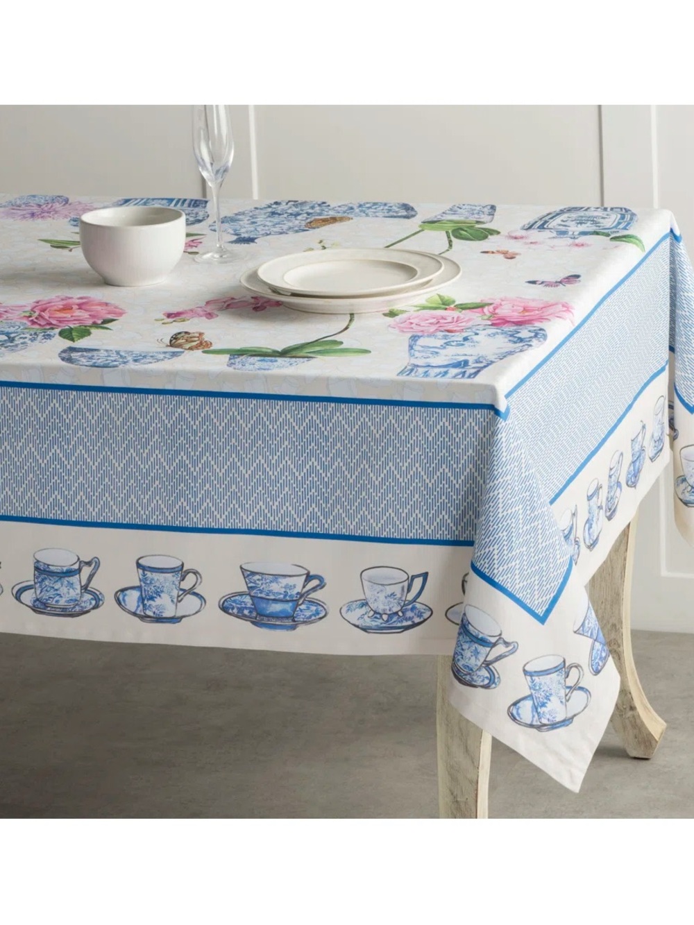 New in package Maison D’Hermine tablecloth